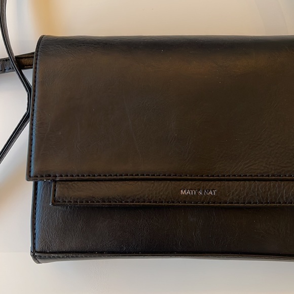 Matt and Nat Crossbody Bag - Picture 2 of 5
